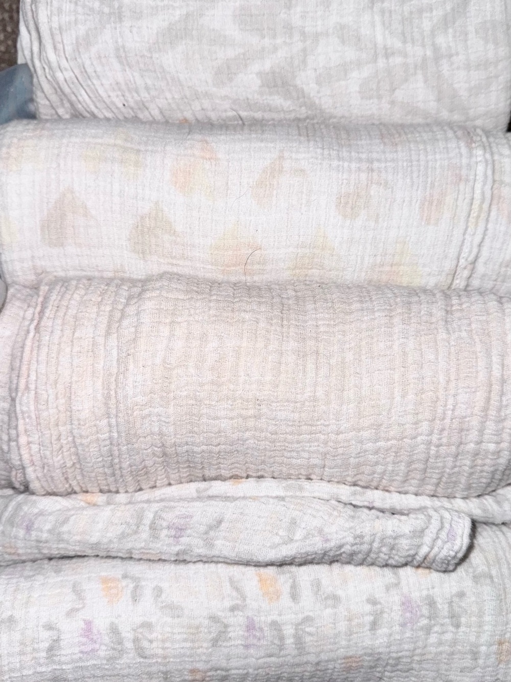 aden + anais 4 pk Swaddle Blankets - USED